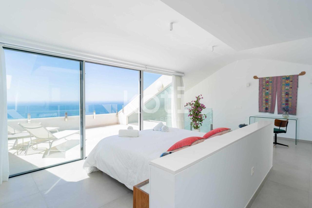 Koti - Stupa Hills Penthouse Apartment Benalmadena